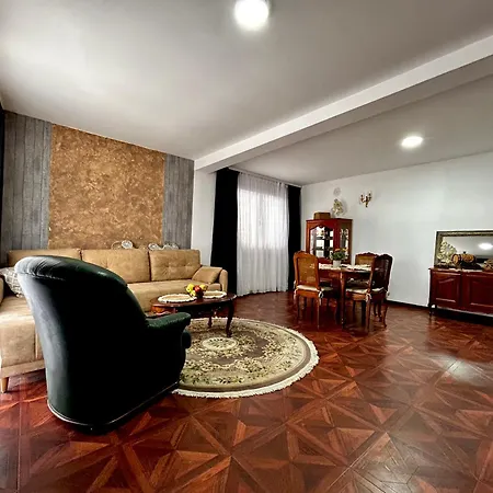 Casa vacanze Luxury Leon Skopje